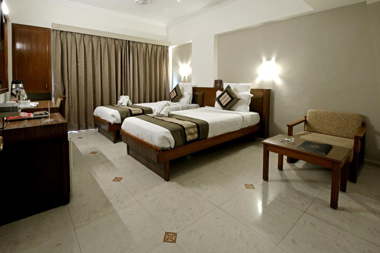 Hotel Nalanda Ahmedabad Exterior foto